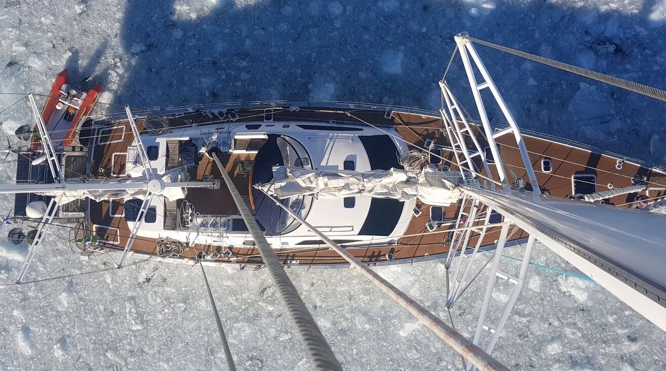 KAT — Sailing Yacht 23,96 m (3)