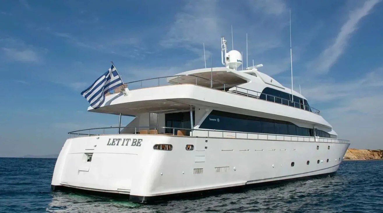 LET IT BE — Motor Yacht 35,97 m (2)