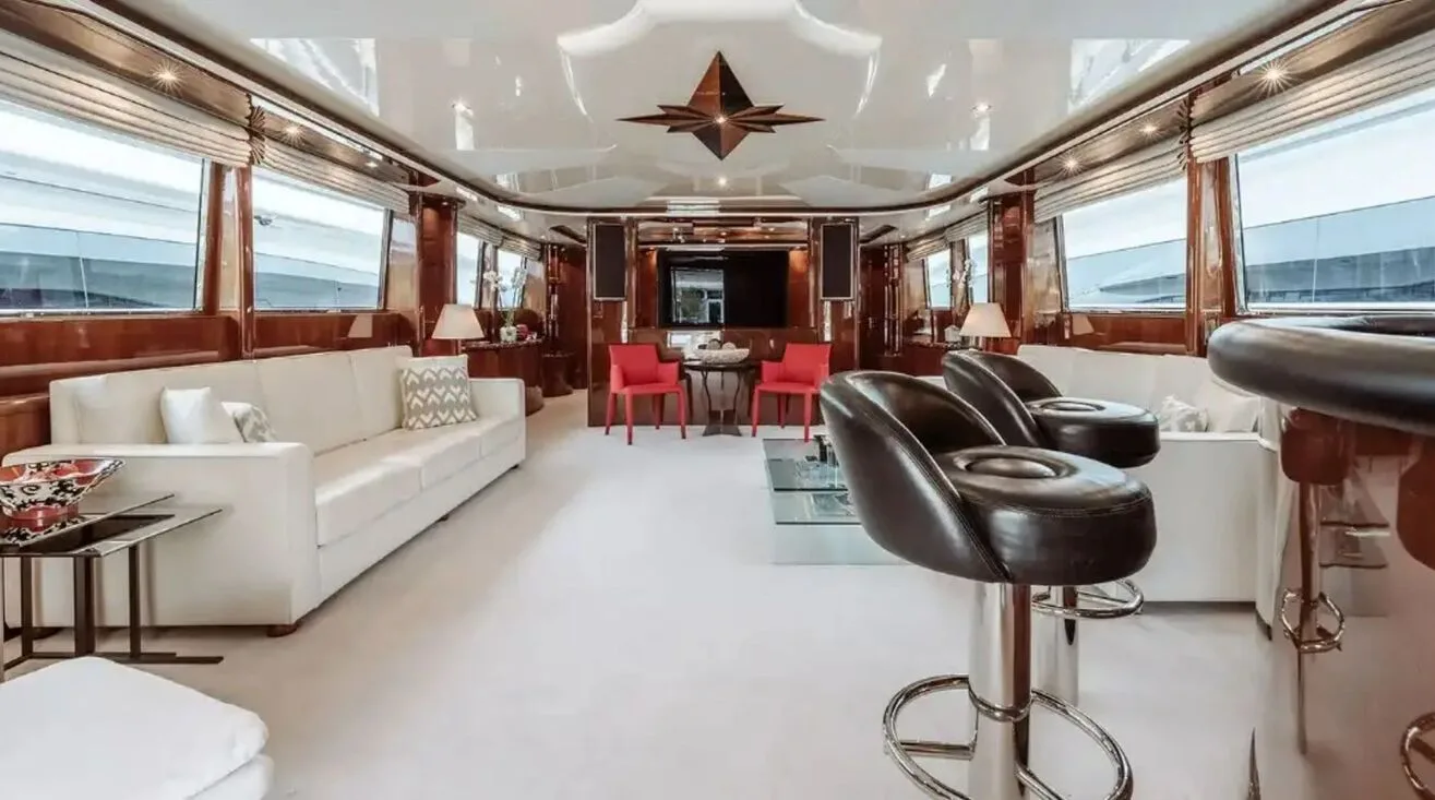LET IT BE — Motor Yacht 35,97 m (11)