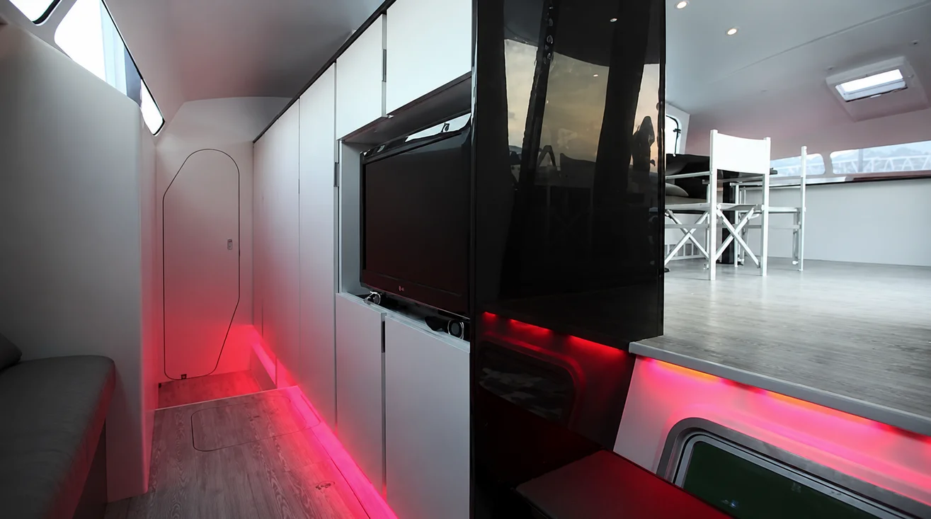 MACH 2 — Multihull 18,28 m (8)