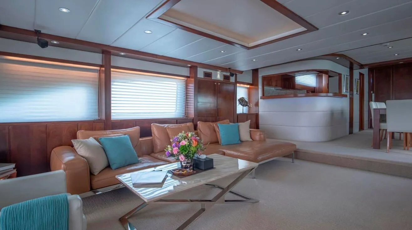 MIA KAI — Motor Yacht 29,50 m (8)