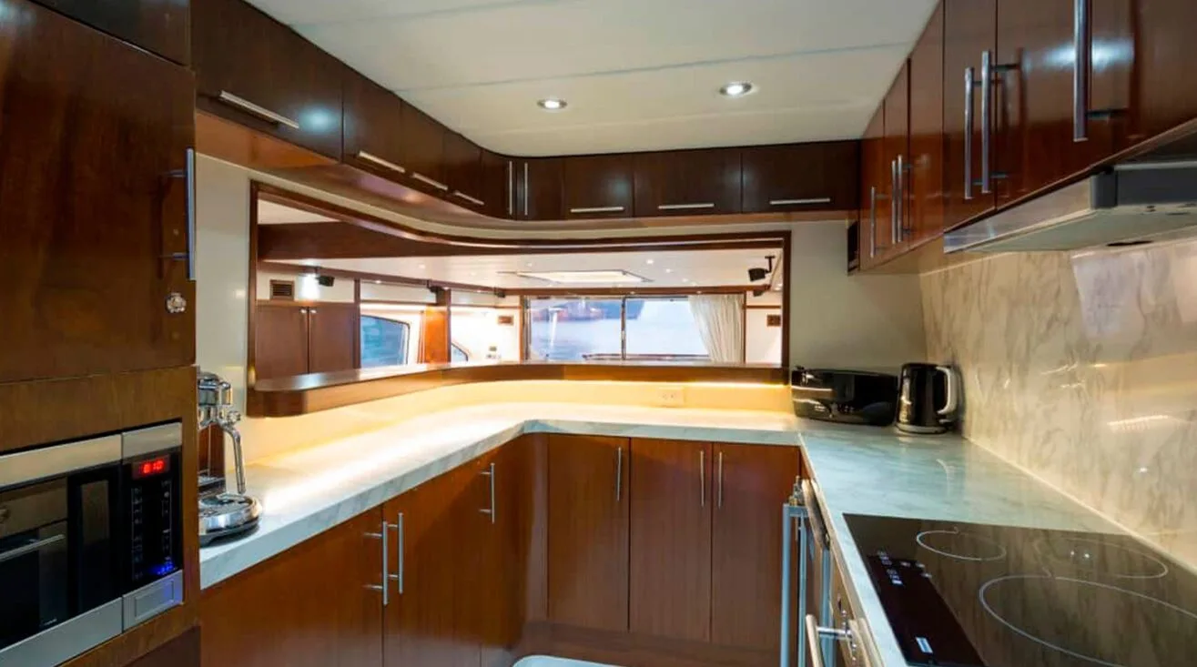 MIA KAI — Motor Yacht 29,50 m (10)