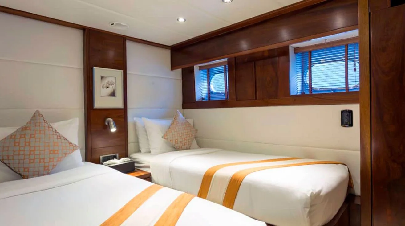 MIA KAI — Motor Yacht 29,50 m (11)