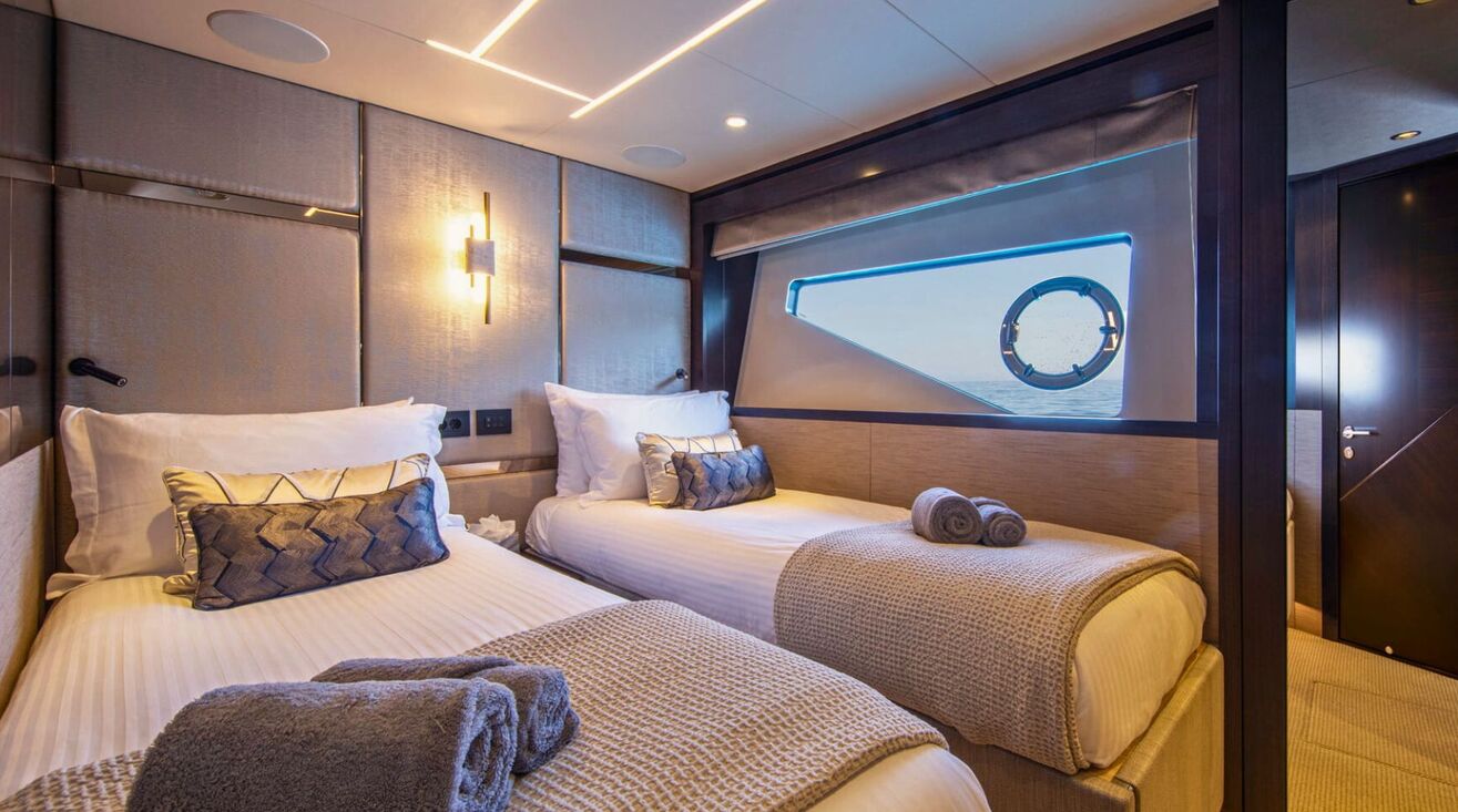 MOONLIGHT Sunseeker 88