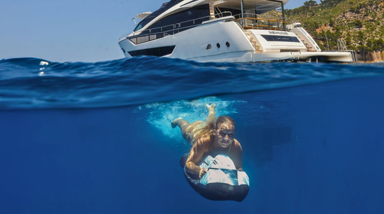 MOONLIGHT Sunseeker 88