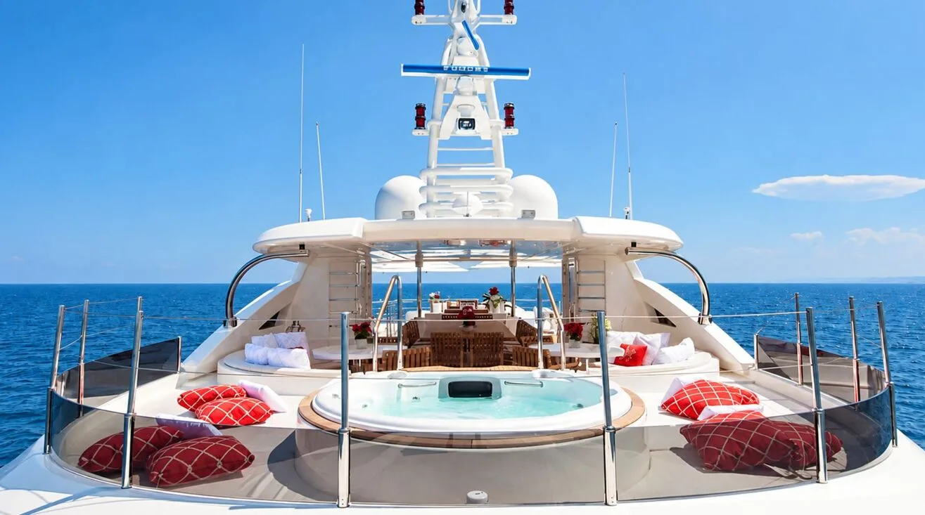 PALATIAL — Motor Yacht 43,00 m (4)