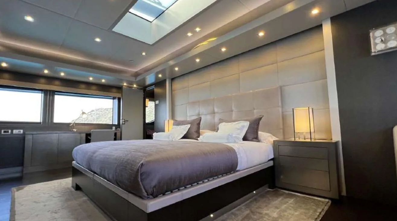 SMOOTH OPERATOR — Motor Yacht 39,00 m (10)