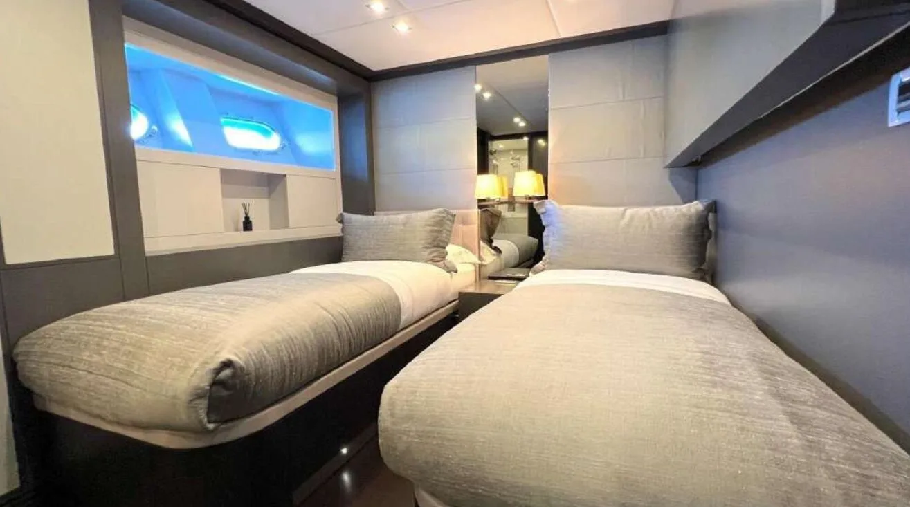 SMOOTH OPERATOR — Motor Yacht 39,00 m (13)