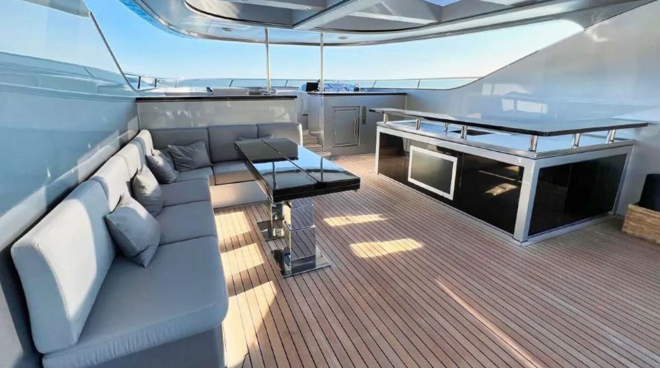 SMOOTH OPERATOR — Motor Yacht 39,00 m (5)
