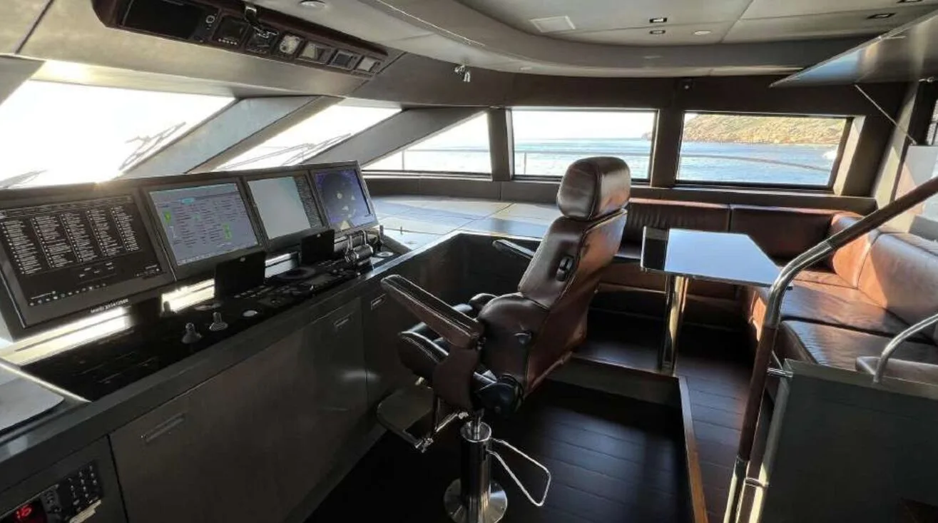 SMOOTH OPERATOR — Motor Yacht 39,00 m (6)