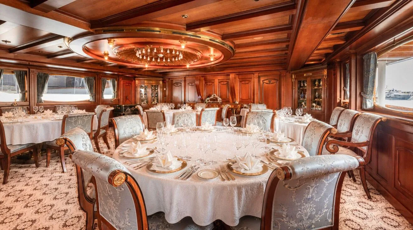 SS DELPHINE — Motor Yacht 78,50 m (8)