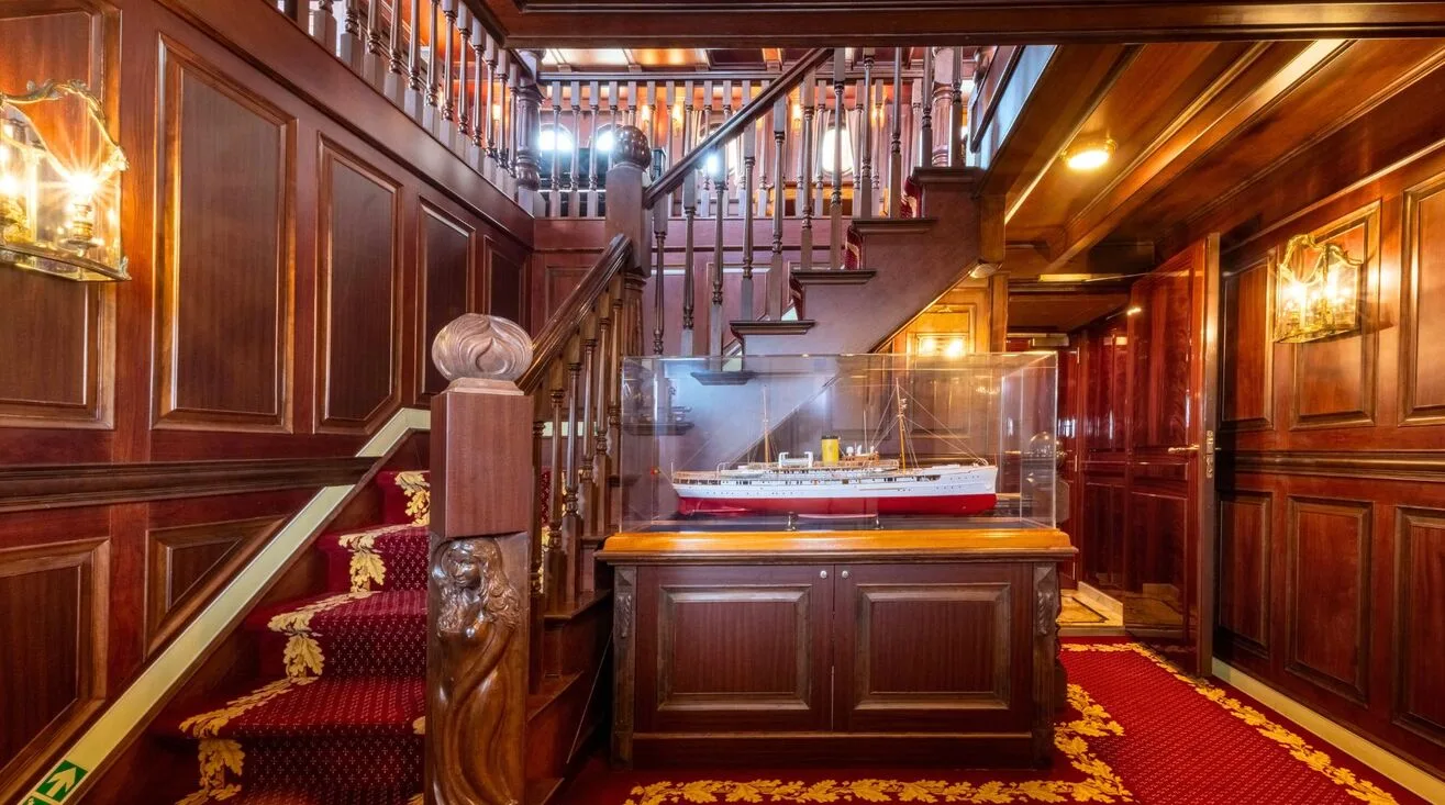 SS DELPHINE — Motor Yacht 78,50 m (10)