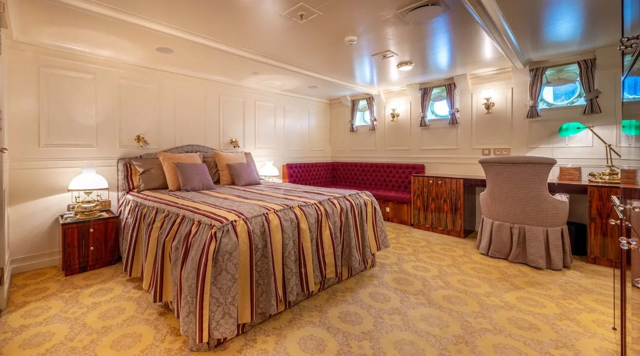 SS DELPHINE — Motor Yacht 78,50 m (14)