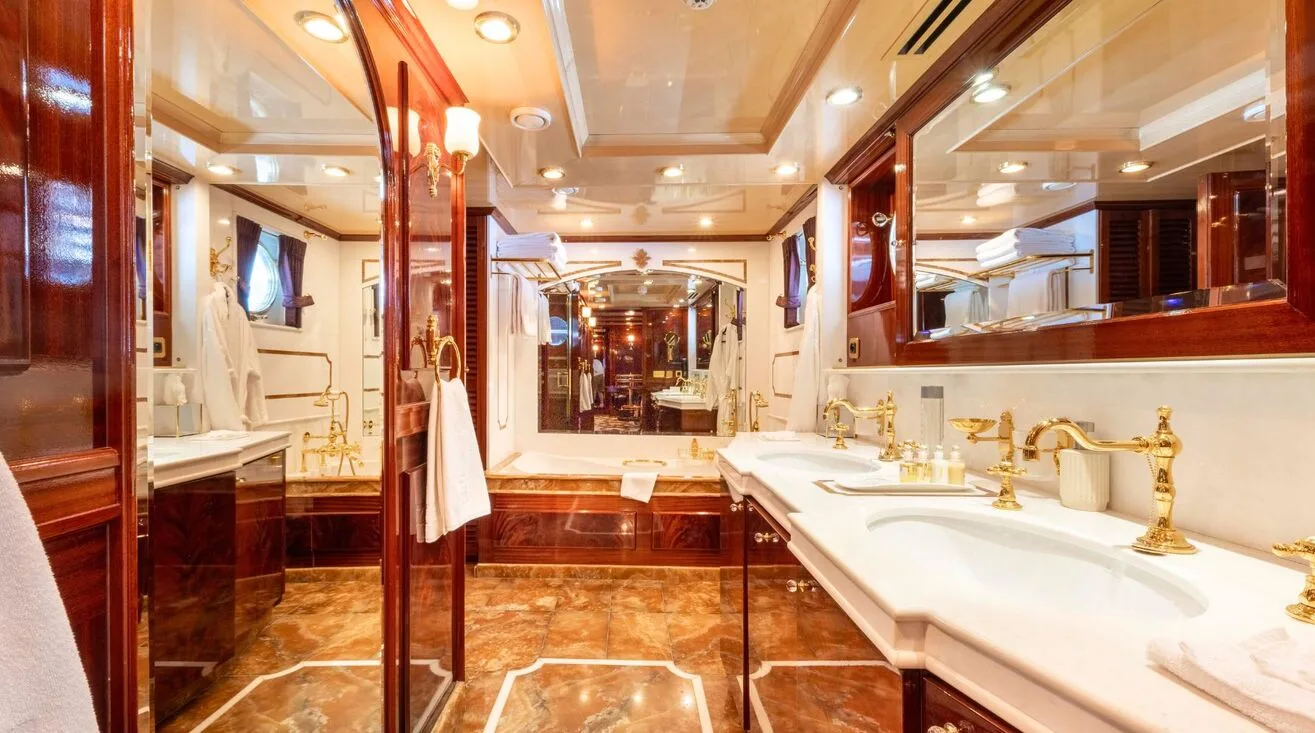 SS DELPHINE — Motor Yacht 78,50 m (17)