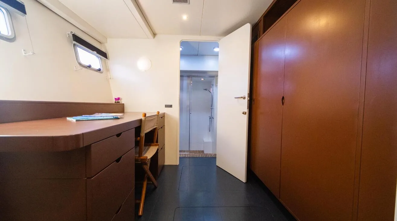 TAJ — Sailing Yacht 24,00 m (8)