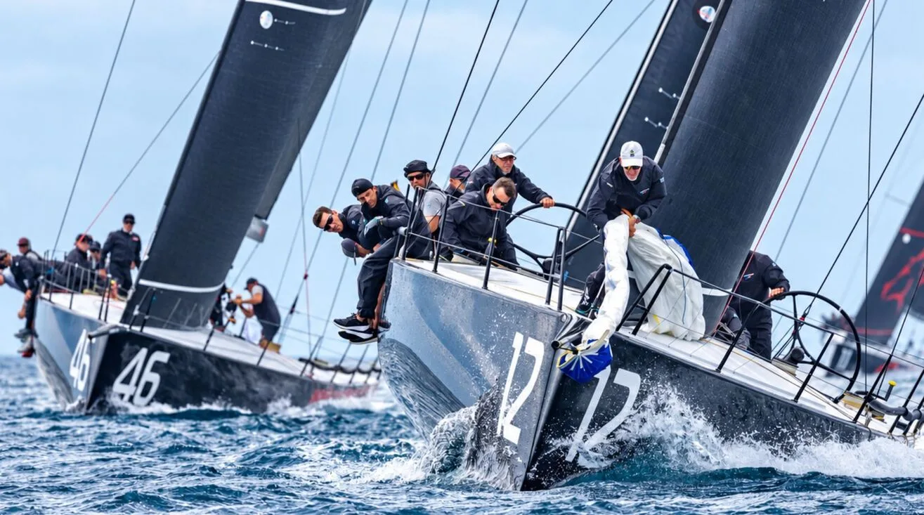 TEASING MACHINE (TP52) — Racing Yacht 15,85 m (7)