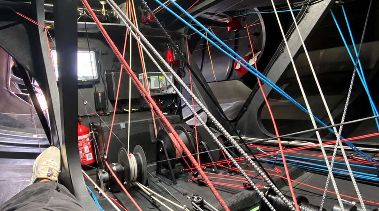 TEASING MACHINE (TP52) — Racing Yacht 15,85 m (10)