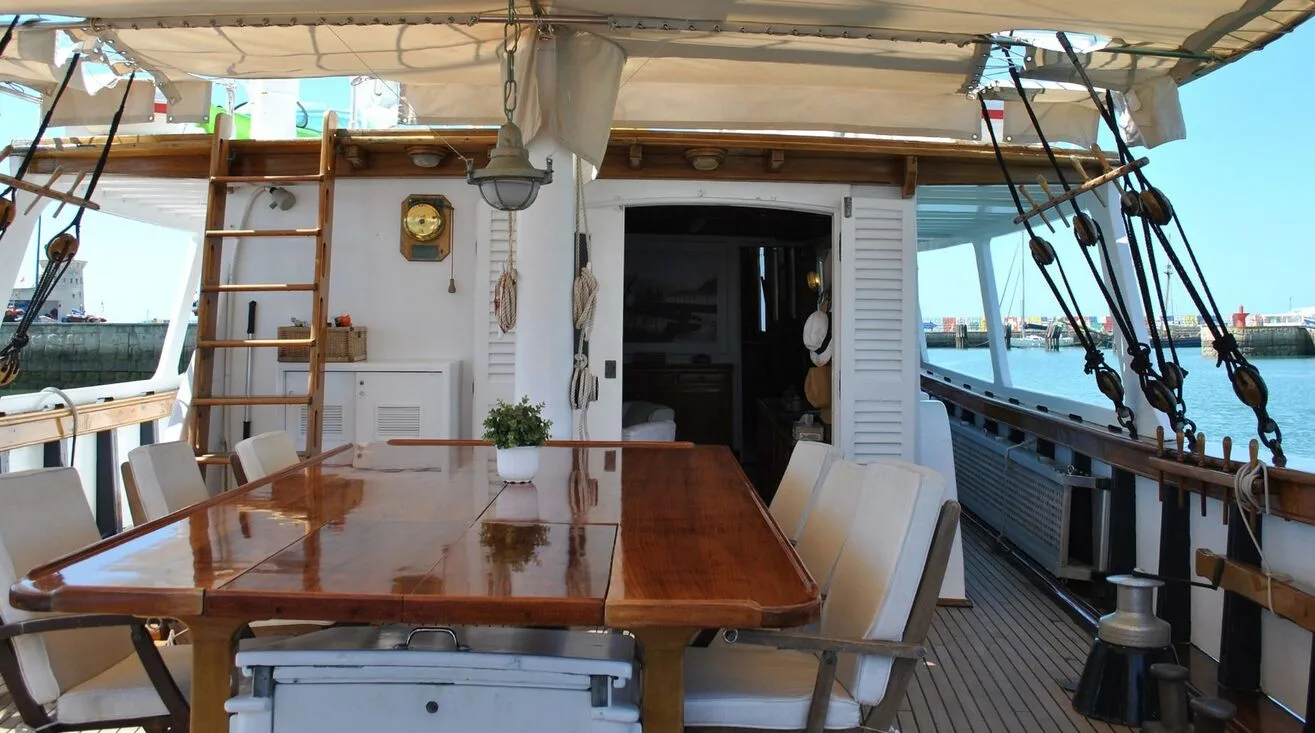 TILIKUM DELTA — Motor Yacht 24,70 m (5)
