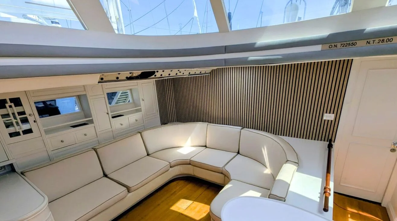 YQUEM — Sailing Yacht 31,70 m (6)