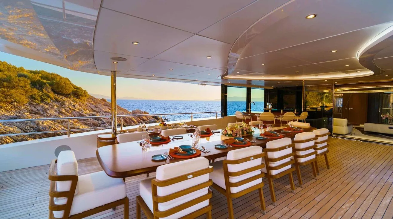 ETERNAL SPARK — Motor Yacht 49,95 m (6)